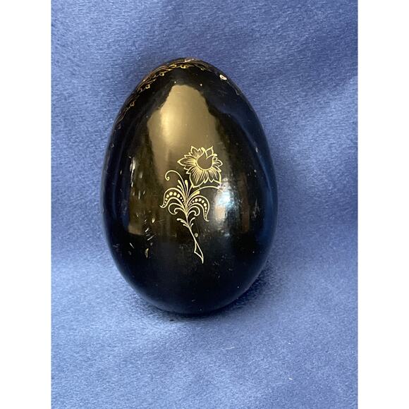 Vintage Black Lacquer Russian Hand Painted Bride and Father Egg 1994 - Picture 3 of 6